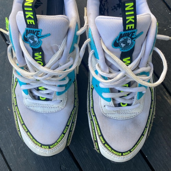 Men’s size 8, Nike air max 90 world wide. - Picture 4 of 4